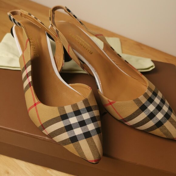 Burberry Women's Leticia Vintage Check Kitten-Heel Pumps - Picture 1 of 8